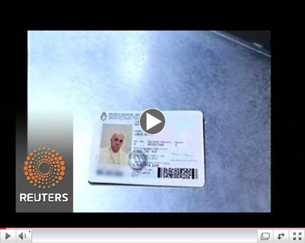 Pope renews passport as a regular Argentine